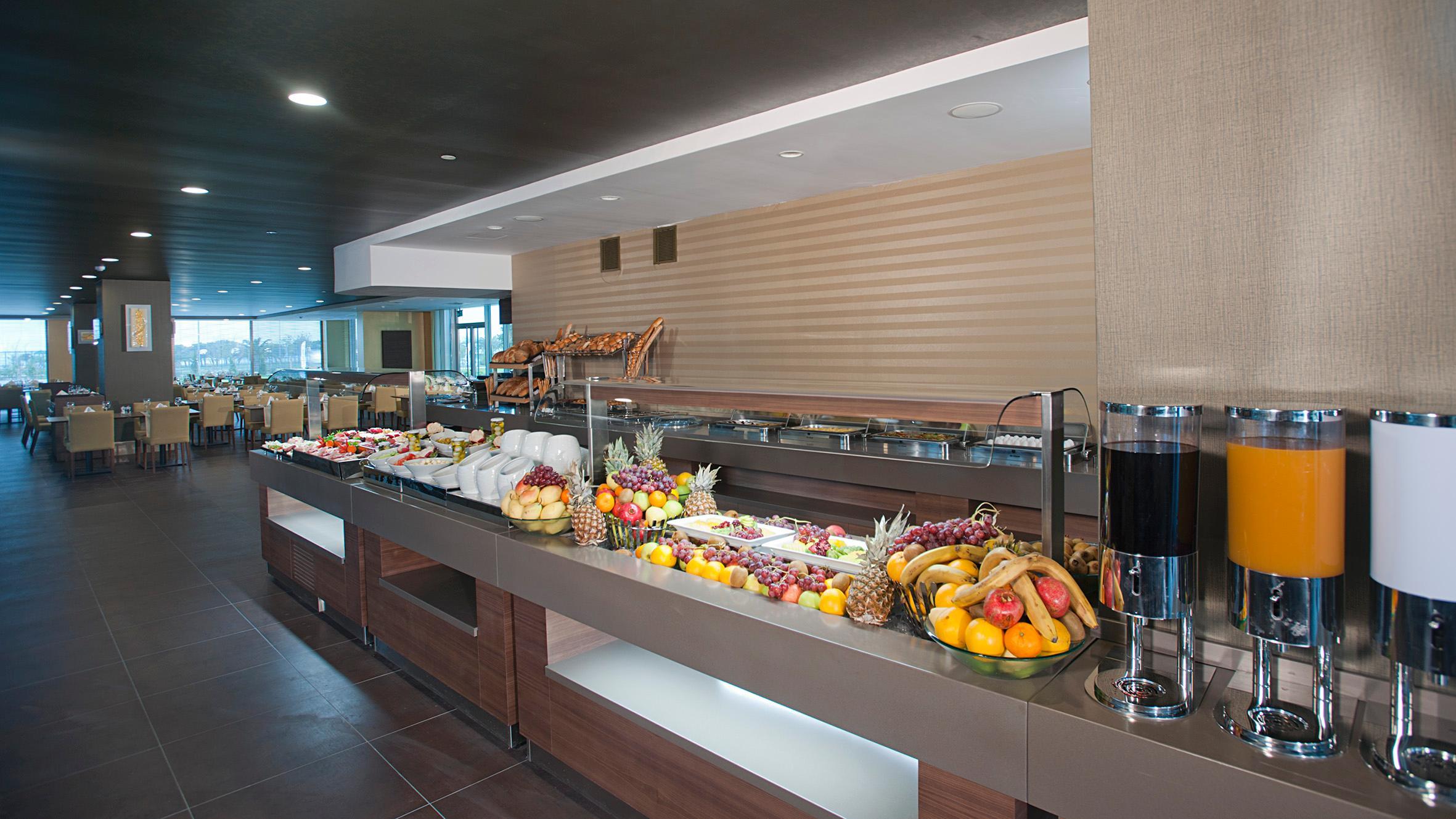 Cevahir Hotel Istanbul Asia Экстерьер фото The buffet at the airport