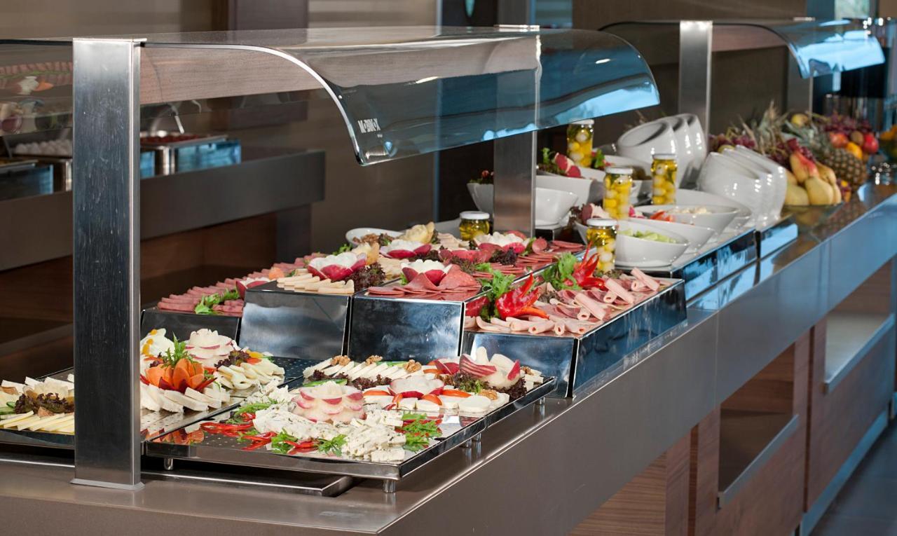 Cevahir Hotel Istanbul Asia Экстерьер фото A buffet