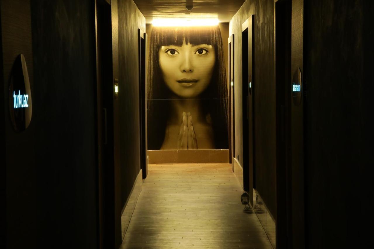 Cevahir Hotel Istanbul Asia Экстерьер фото Corridor of the hotel