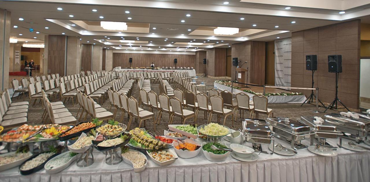 Cevahir Hotel Istanbul Asia Экстерьер фото A buffet at a wedding reception